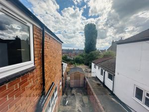 Courtyard- click for photo gallery